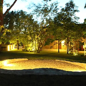 https://podere-fichereto.it-tuscanyhotel.com
